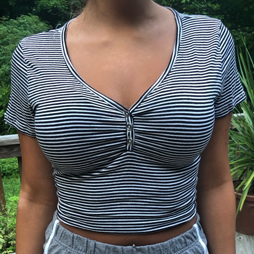 American Eagle Black & White Striped Crop Top